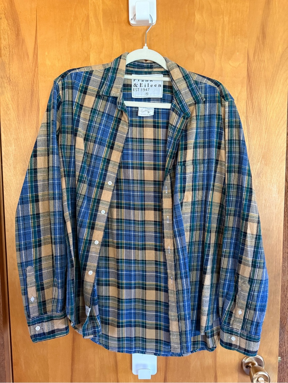 Frank & Eileen Blue and Tan Plaid Lightweight Shirt Jacket